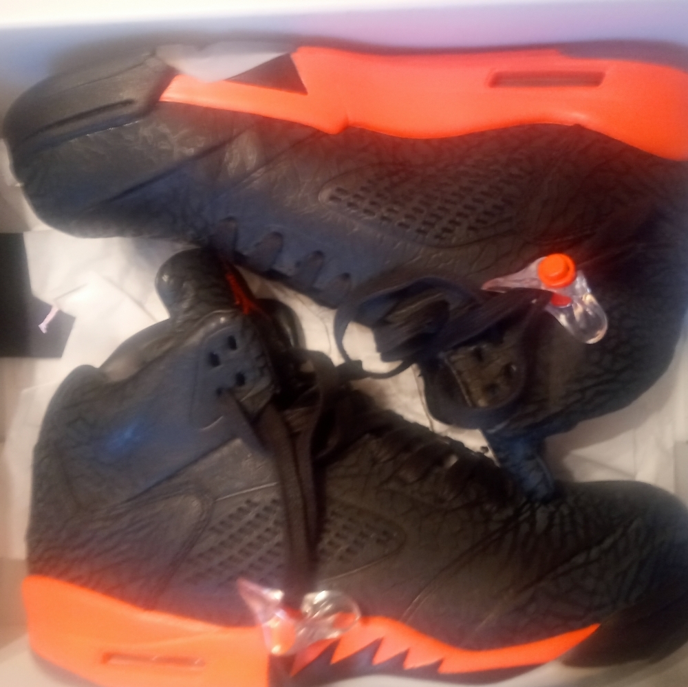 Air Jordan Retro 5 lab3 (elephant print) size 11